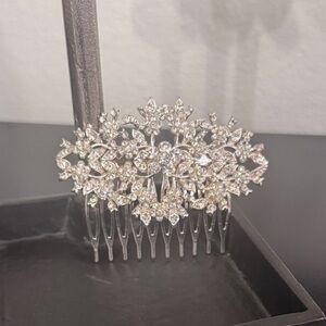 Elegant Silver Hair Comb